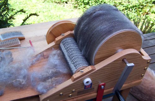 Hand Carders & Drum Carders Explained - The Good Yarn